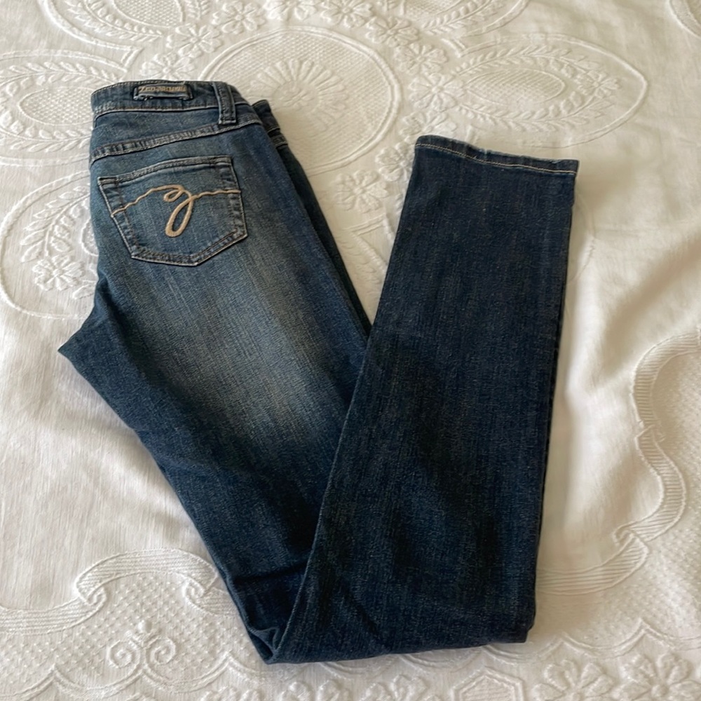 Skinny jeans